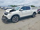 2018 Honda Ridgeline Rtl White vin: 5FPYK3F79JB017294
