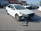 2020 Hyundai Elantra Se White vin: 5NPD74LF4LH498733