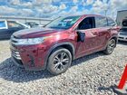 2017 Toyota Highlander Le Burgundy vin: 5TDBZRFH5HS420622