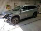 2018 Toyota Highlander Le Серебряный vin: 5TDBZRFH5JS805880