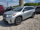 2018 Toyota Highlander Le Plus Silver vin: 5TDBZRFH6JS880426