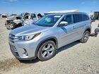 2019 Toyota Highlander Hybrid Limited Platinum Silver vin: 5TDDGRFH0KS070550