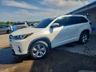 2018 Toyota Highlander Limited White vin: 5TDDZRFH0JS860083