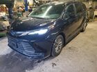 2025 Toyota Sienna Le Hev Awd Black vin: 5TDGSKFC4SS206704