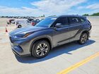 2021 Toyota Highlander Xle Серый vin: 5TDGZRBH2MS152554