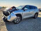 2020 Toyota Highlander Xle Silver vin: 5TDGZRBH3LS045995
