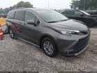 2025 Toyota Sienna Xle Black vin: 5TDJRKEC2SS248100