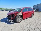 2025 Toyota Sienna Xle 8-passenger Red vin: 5TDJRKEC3SS288105