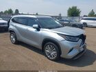 2023 Toyota Highlander Platinum Silver vin: 5TDKDRBH5PS035371