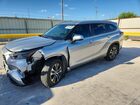 2024 Toyota Highlander Xle Silver vin: 5TDKDRBH7RS566476