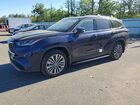 2026 Toyota Highlander Platinum Blue vin: 5TDKDRBH9TS598045