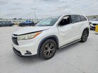 2016 Toyota Highlander Xle White vin: 5TDKKRFH0GS163713