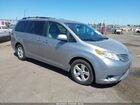 2017 Toyota Sienna Le 8 Passenger Серебряный vin: 5TDKZ3DC5HS881078