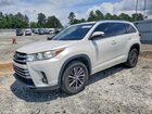 2017 Toyota Highlander Xle White vin: 5TDKZRFH1HS519857