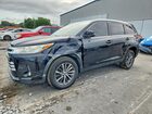 2019 Toyota Highlander Xle Black vin: 5TDKZRFH1KS336014