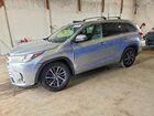 2018 Toyota Highlander Xle White vin: 5TDKZRFH4JS529725