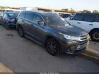 2019 Toyota Highlander Xle Серый vin: 5TDKZRFH6KS562758