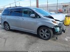 2018 Toyota Sienna Se 8 Passenger Silver vin: 5TDXZ3DC5JS947995