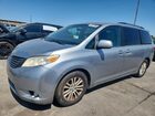 2016 Toyota Sienna Xle 8-passenger Silver vin: 5TDYK3DC3GS716241