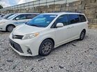 2018 Toyota Sienna Xle 8-passenger White vin: 5TDYZ3DC3JS910058