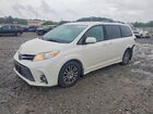 2018 Toyota Sienna Xle 8-passenger White vin: 5TDYZ3DC8JS943458