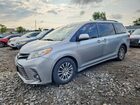 2018 Toyota Sienna Xle 8-passenger Silver vin: 5TDYZ3DCXJS927018