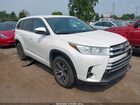 2018 Toyota Highlander Le White vin: 5TDZARFH0JS038512