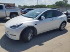 2020 Tesla Model Y White vin: 5YJYGDEE4LF032627