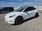 2020 Tesla Model Y White vin: 5YJYGDEE4LF055759