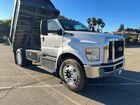 2022 Ford F650 Super Duty White vin: 1FDNF6DE3NDF08598