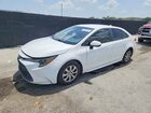 2020 Toyota Corolla Le White vin: 5YFEPRAE3LP025405