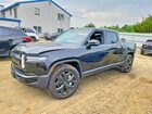 2025 Rivian R1t Adventure Black vin: 7FCTGBAAXSN035995