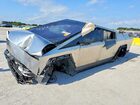 2024 Tesla Cybertruck Gray vin: 7G2CEHED4RA014209