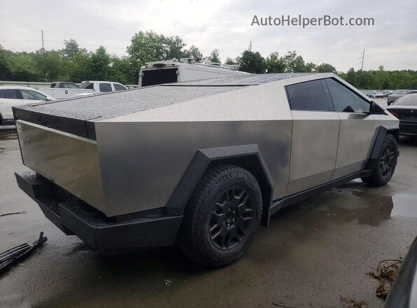 2024 TESLA CYBERTRUCK
