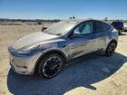 2025 Tesla Model Y Gray vin: 7SAYGAEE6SF219870