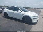 2026 Tesla Model Y Premium Rear-wheel Drive/rear-wheel Drive White vin: 7SAYGDED1TF397387