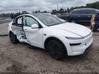 2026 Tesla Model Y Premium Rear-wheel Drive/rear-wheel Drive White vin: 7SAYGDED1TF626280