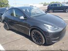 2024 Tesla Model Y   Gray vin: 7SAYGDED2RF091906