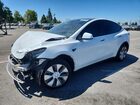 2024 Tesla Model Y White vin: 7SAYGDED3RF047901