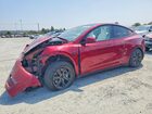 2025 Tesla Model Y Красный vin: 7SAYGDEE1SF301443
