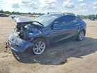 2024 Tesla Model Y Gray vin: 7SAYGDEE3RA263446