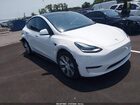 2022 Tesla Model Y Long Range Dual Motor All-wheel Drive White vin: 7SAYGDEE4NF374746