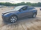 2024 Tesla Model Y Blue vin: 7SAYGDEE7RA278838