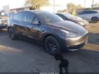 2024 Tesla Model Y Performance Dual Motor All-wheel Drive Gray vin: 7SAYGDEF0RF062888