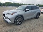 2020 Toyota Highlander Xle Silver vin: 5TDGZRAH5LS500220