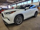 2025 Toyota Highlander Hybrid Limited 25th Edition White vin: 5TDKBRCH8SS648596