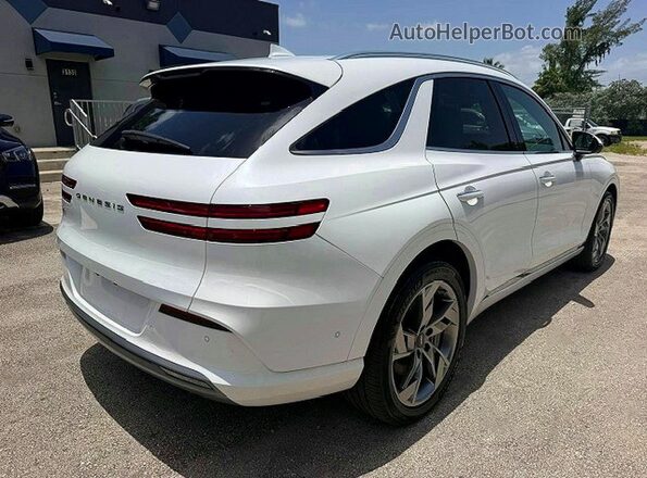 2025 GENESIS G70