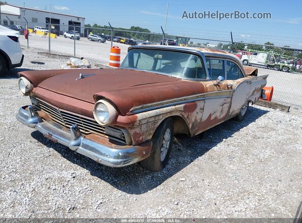 1957 FORD 4 DOOR SEDAN  