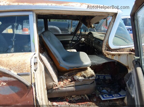 1957 FORD 4 DOOR SEDAN  