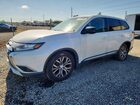 2016 Mitsubishi Outlander Es White vin: JA4AD2A31GZ009903